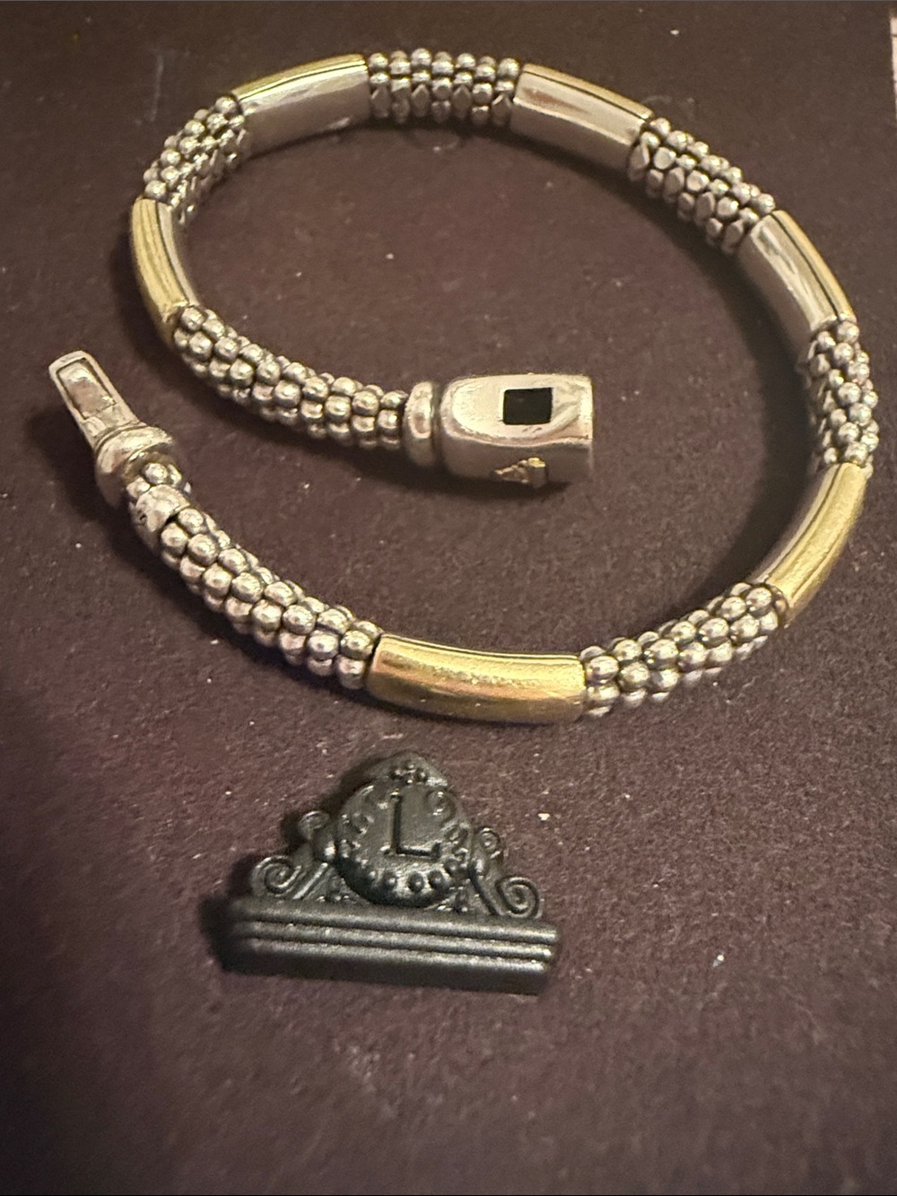 LAGOS High Bar Two-Tone Station
Caviar Bracelet | 6mm